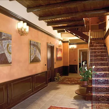 Palazzo Marzano برياتيكو